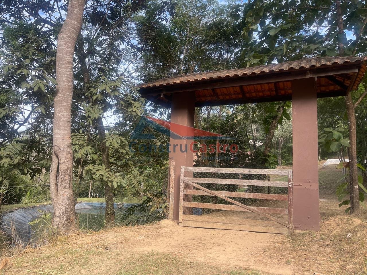 CASA NA FAZENDA COM CACHOEIRA E RIO , ALUGUEL DE TEMPORADA: foto 5