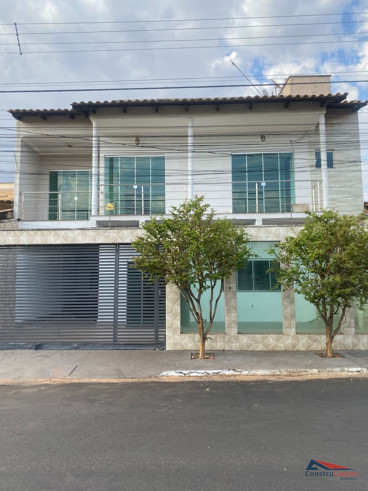 SOBRADO 7 QUARTOS PARA ALUGAR, PARQUE DAS LARANJEIRAS